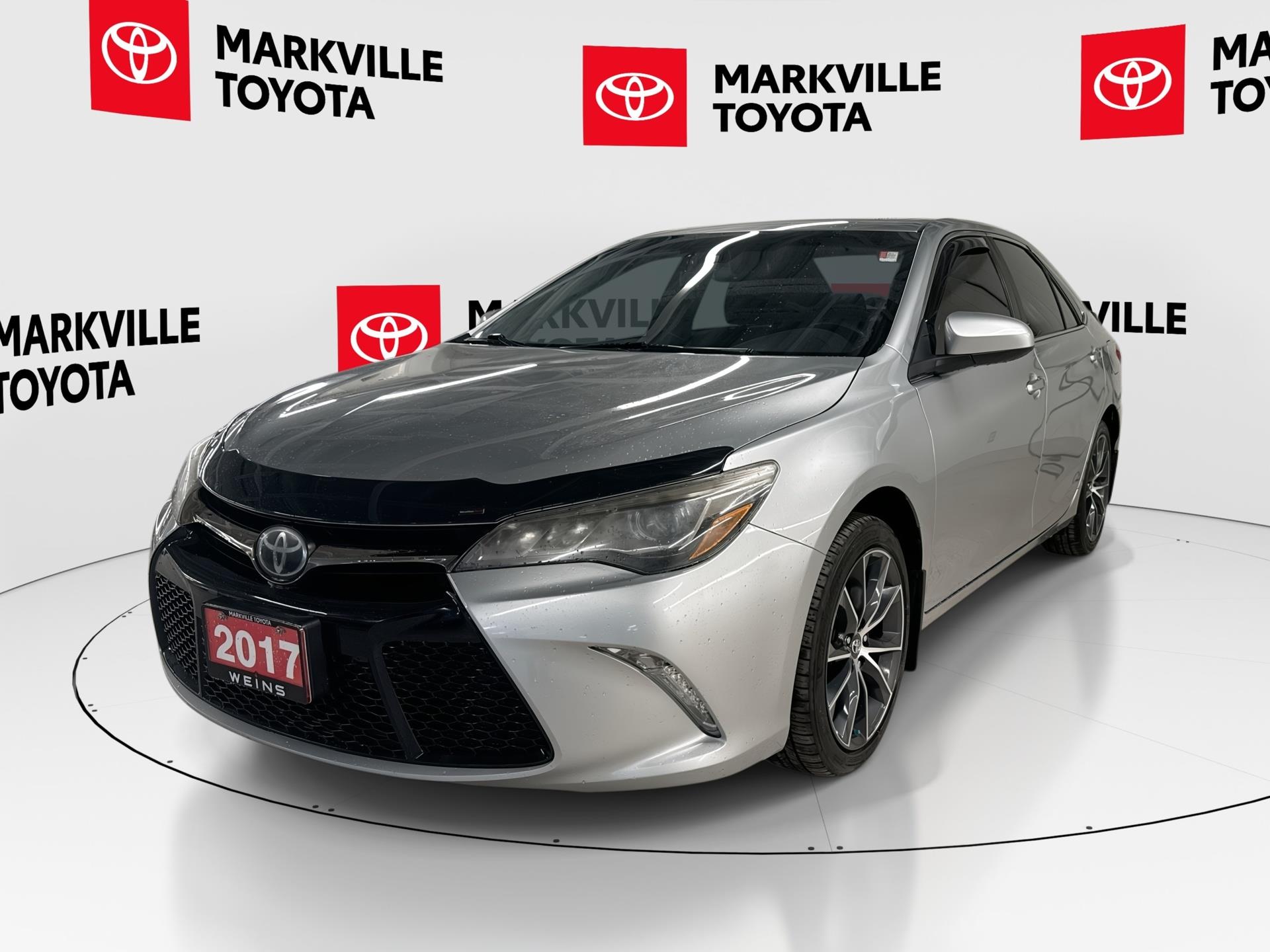 Silver 2017 Toyota Camry Sedan Front-Wheel Drive 6-Speed Automatic