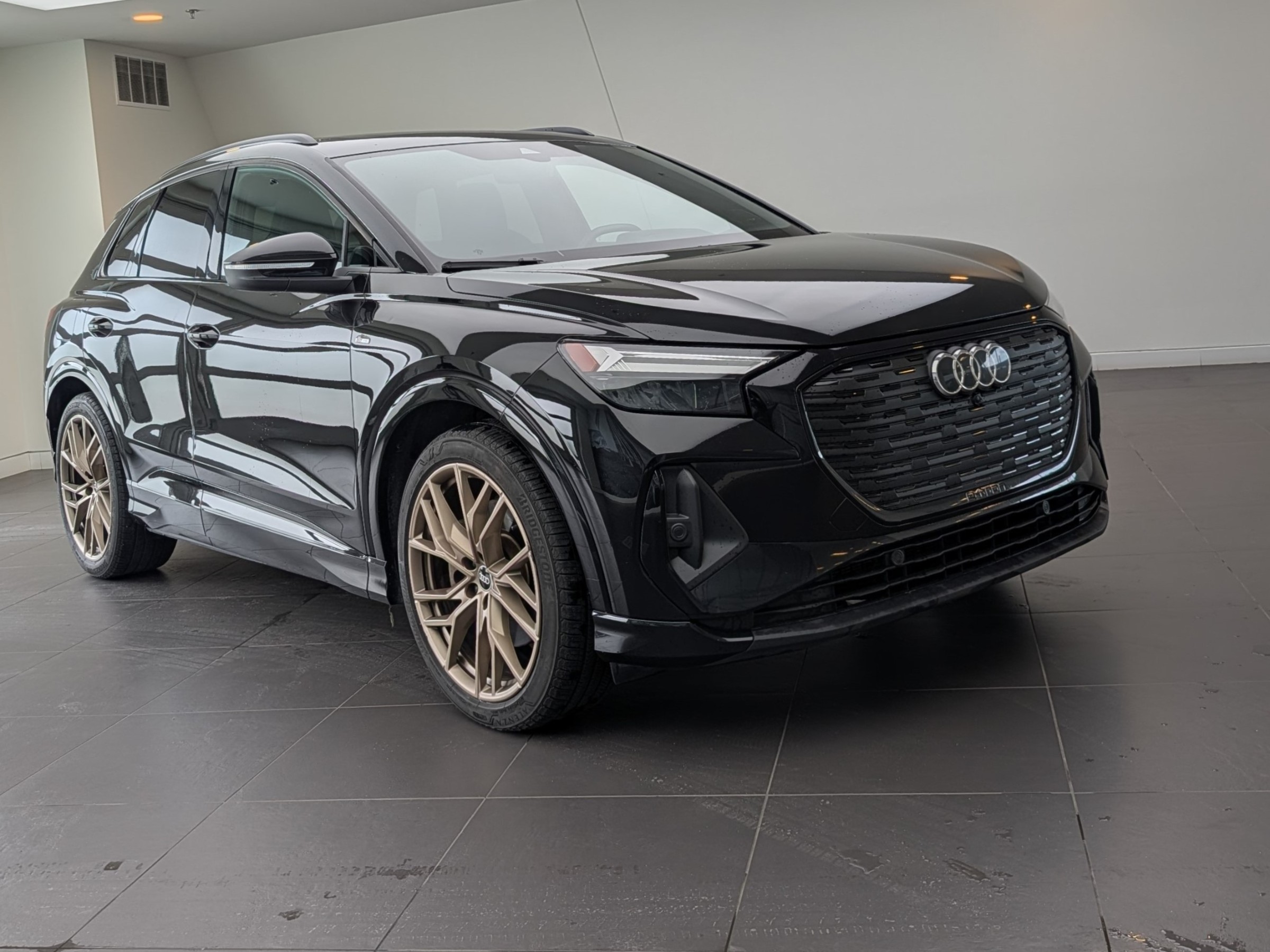 Black 2025 Audi Q4 e-tron Sportback Sedan 1-Speed Automatic