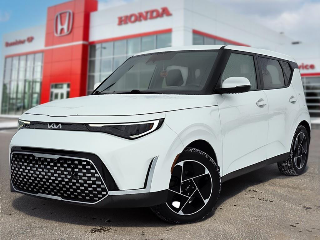 White 2024 Kia Soul SUV / Crossover Continuously Variable Transmission