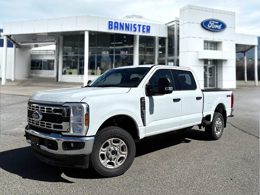 2026 Ford F-250 Super Duty XLT Crew Cab 4WD