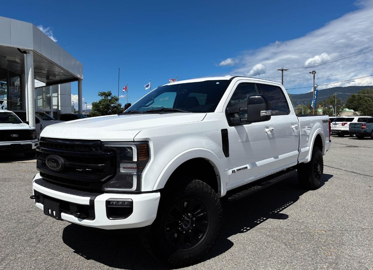 2022 Ford F-350 Super Duty Lariat Crew Cab 4WD