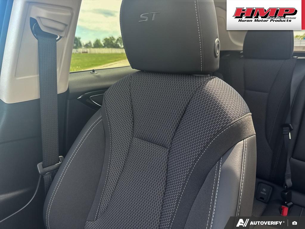 used 2023 Buick Envision car, priced at $27,985
