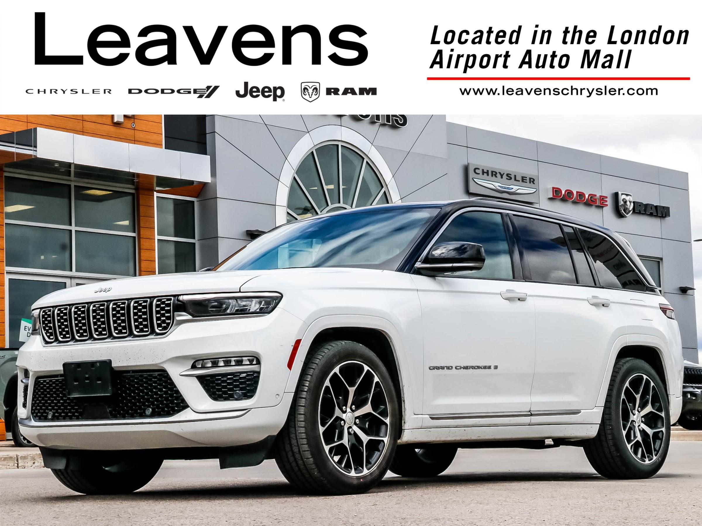 White 2025 Jeep Grand Cherokee Summit 4WD SUV / Crossover Four-Wheel Drive 8-Speed Automatic