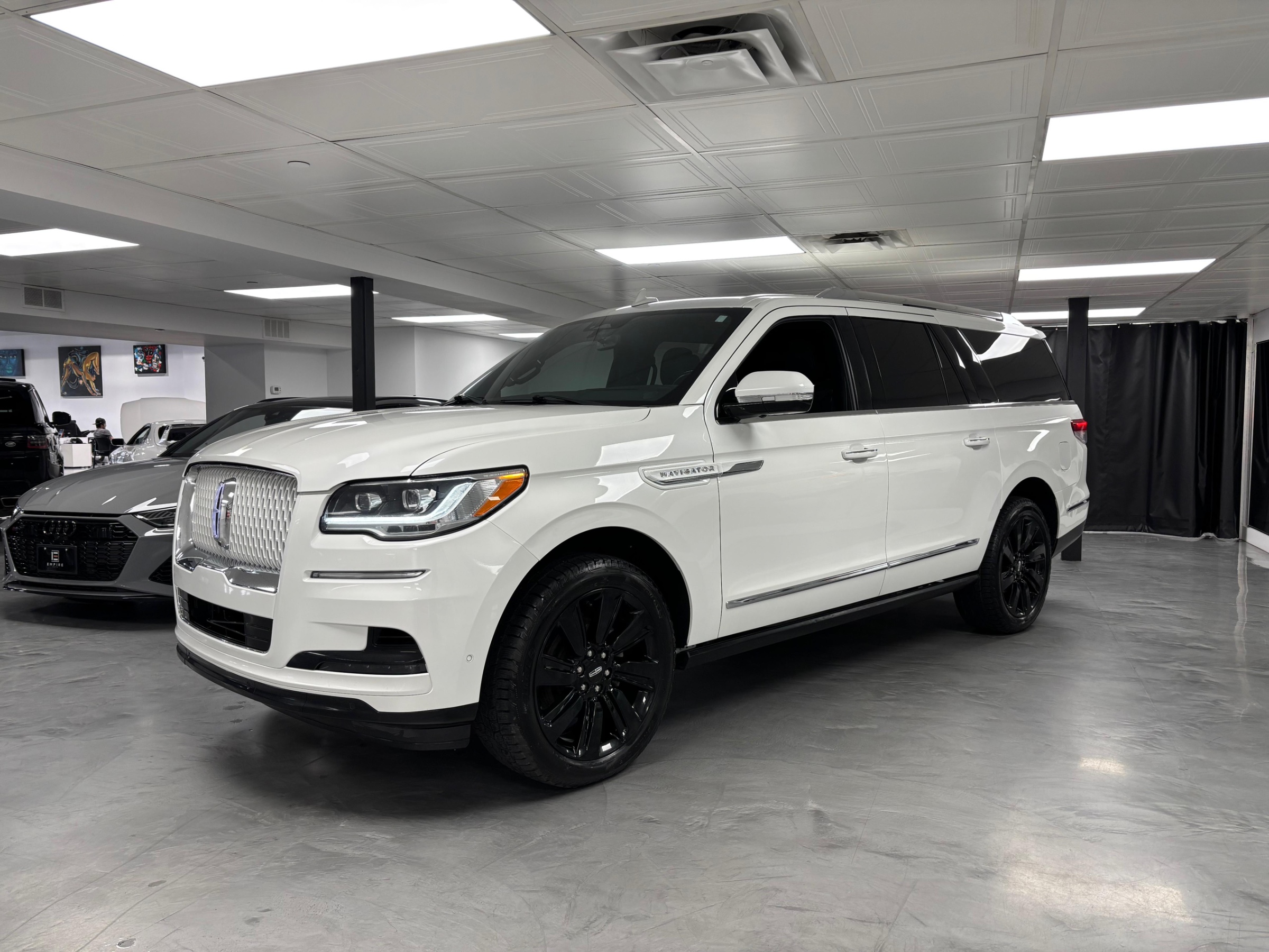 White 2022 Lincoln Navigator L Reserve 4WD SUV / Crossover Four-Wheel Drive Automatic