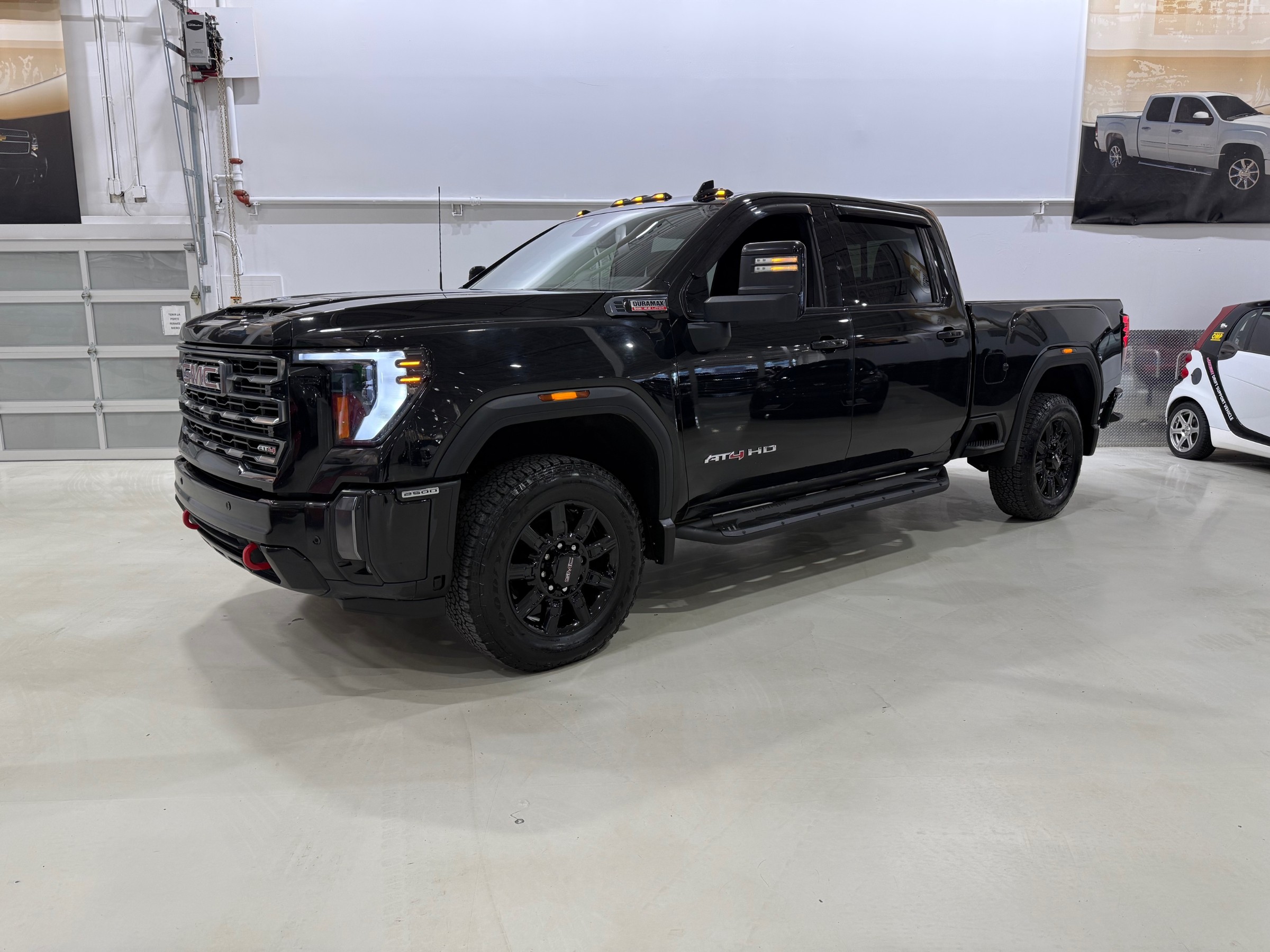 2024 GMC Sierra 2500HD AT4 Crew Cab 4WD