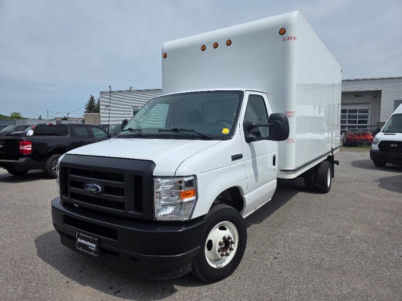 Ford Série E (Econoline) 2025