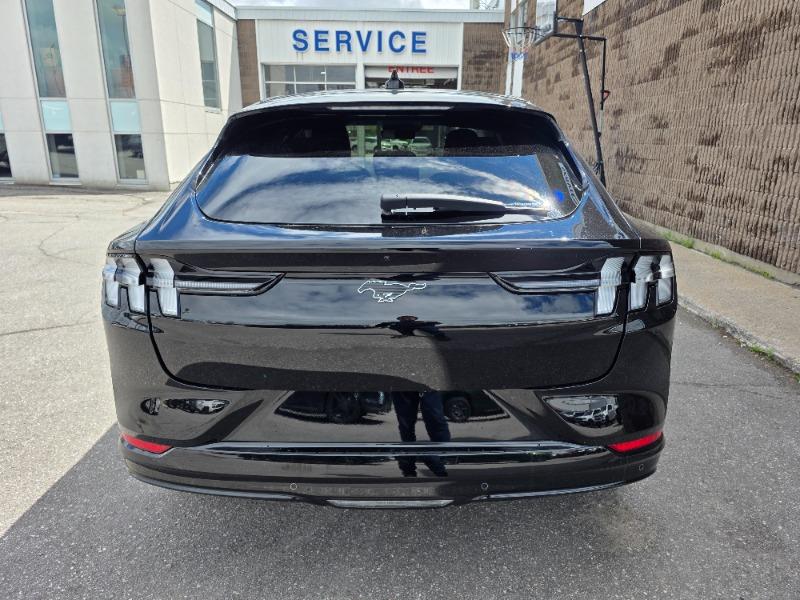 Ford Mustang Mach-E 2024