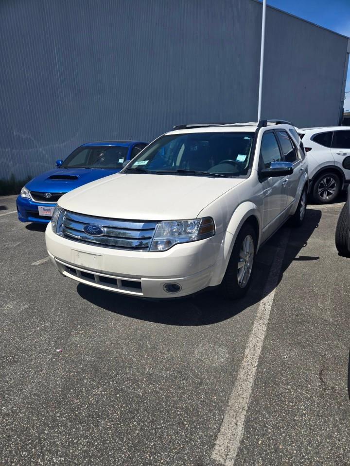 White 2009 Ford Taurus X Limited AWD SUV / Crossover All-Wheel Drive 6-Speed Automatic