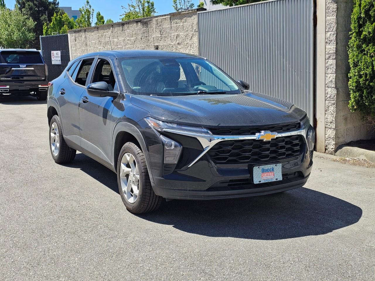 Black 2024 Chevrolet Trax LS FWD SUV / Crossover Front-Wheel Drive 6-Speed Automatic