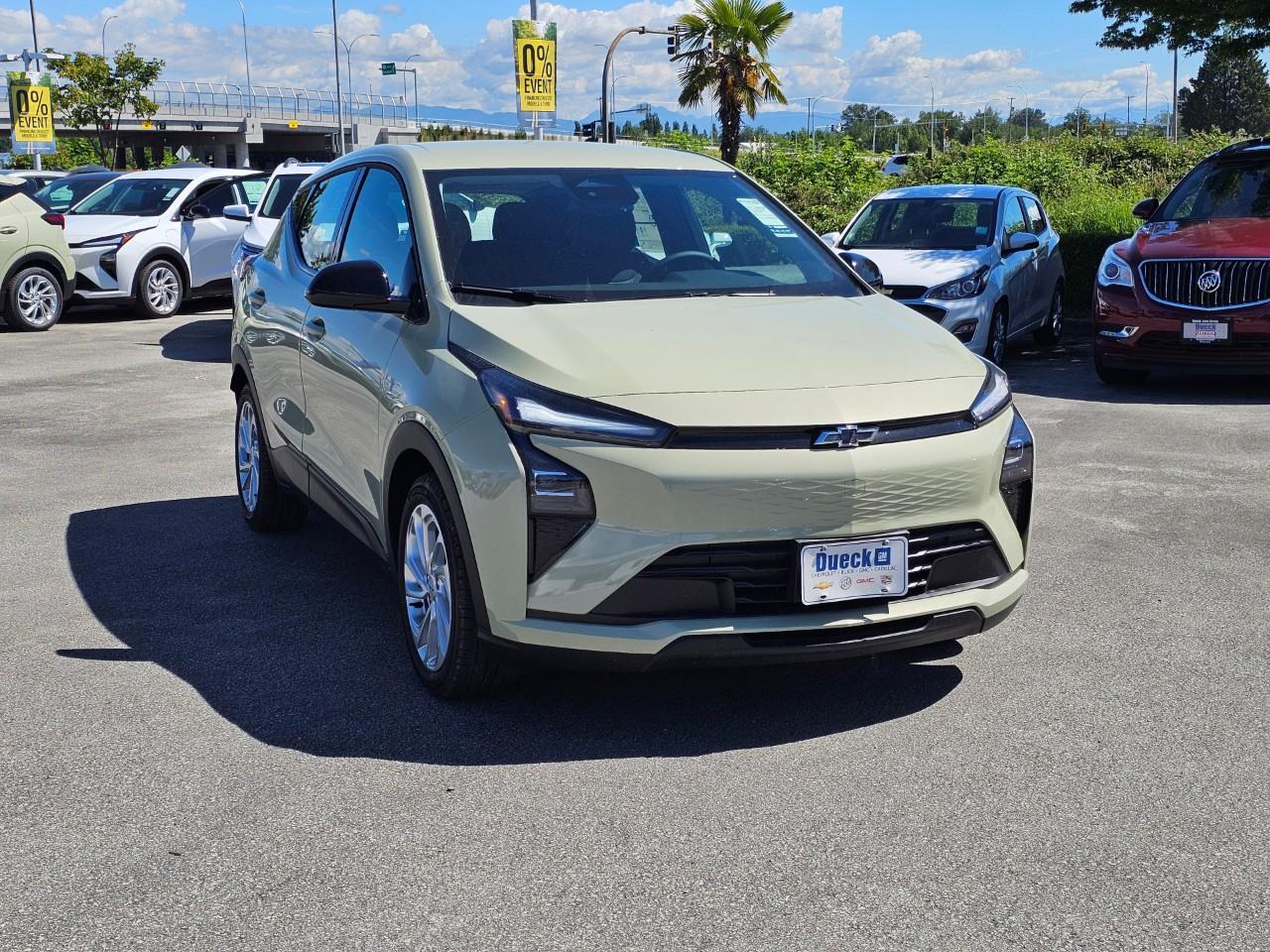 2027 Chevrolet Bolt LT FWD