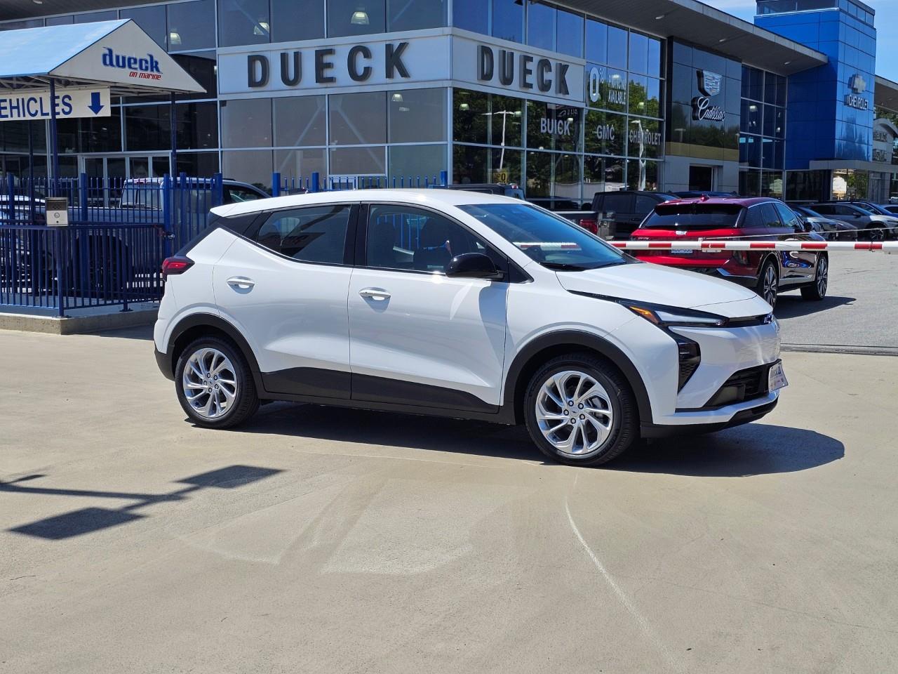 2027 Chevrolet Bolt LT FWD