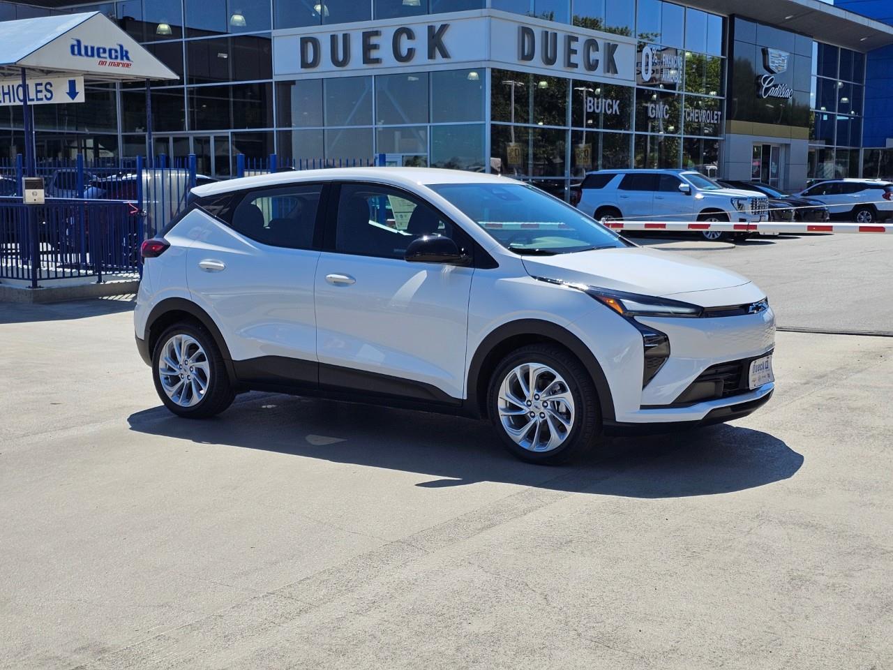 2027 Chevrolet Bolt LT FWD