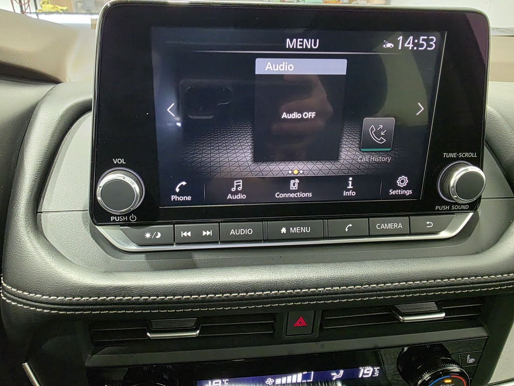 Nissan Rogue 2023