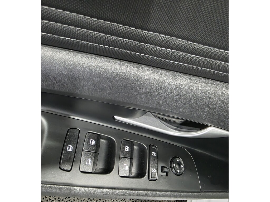 Hyundai Elantra 2025