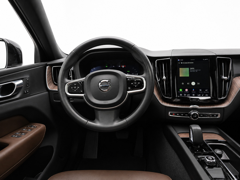 Volvo XC60 Recharge 2023