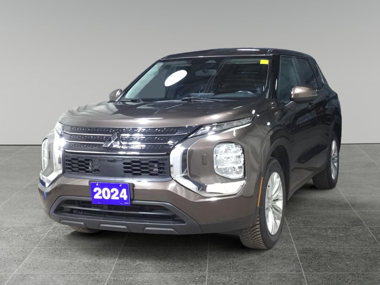 2024 Mitsubishi Outlander ES S-AWC