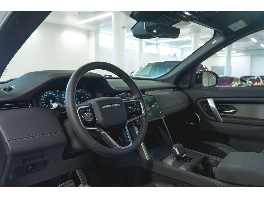 2024 Land Rover Discovery Sport