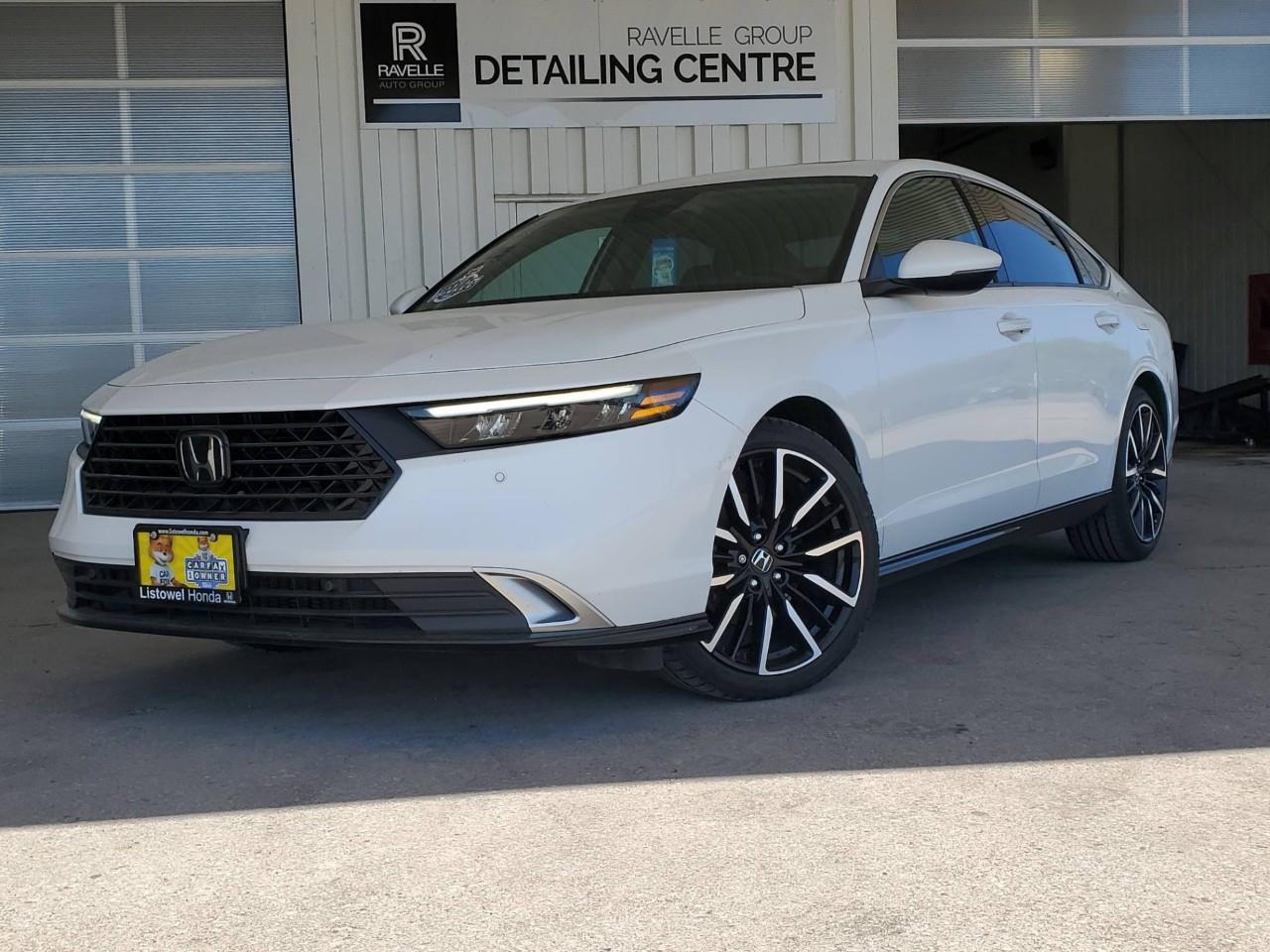 White 2023 Honda Accord Hybrid Touring FWD Sedan Front-Wheel Drive Continuously Variable Transmission