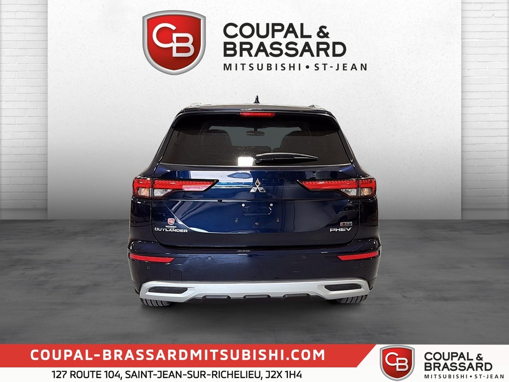 Mitsubishi Outlander PHEV 2025