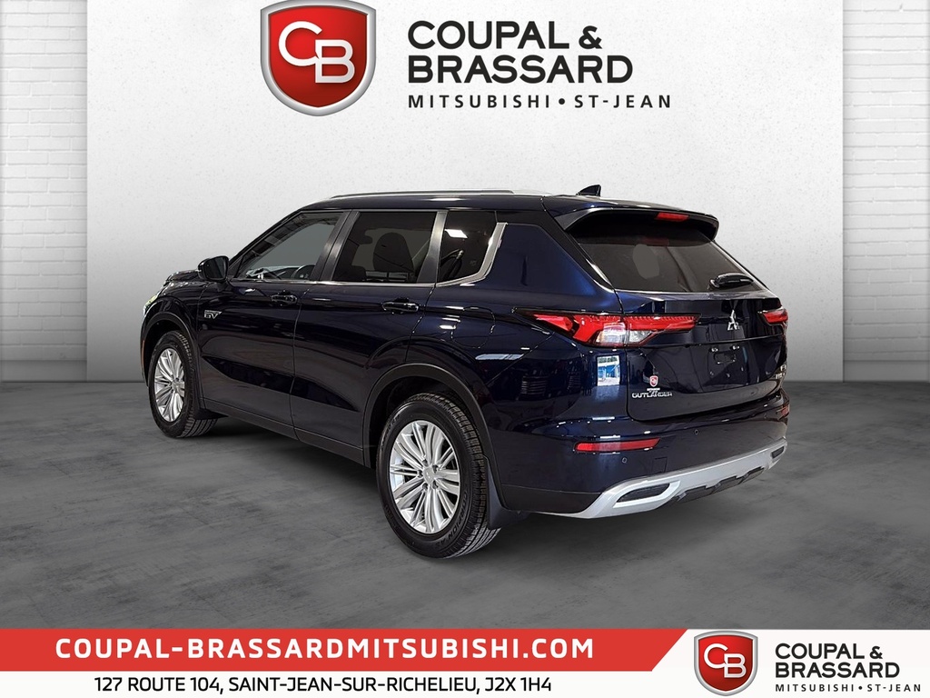 Mitsubishi Outlander PHEV 2025