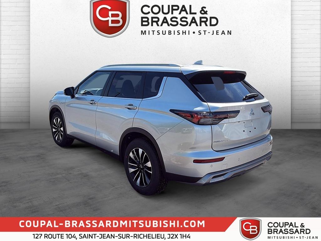 Mitsubishi Outlander 2026