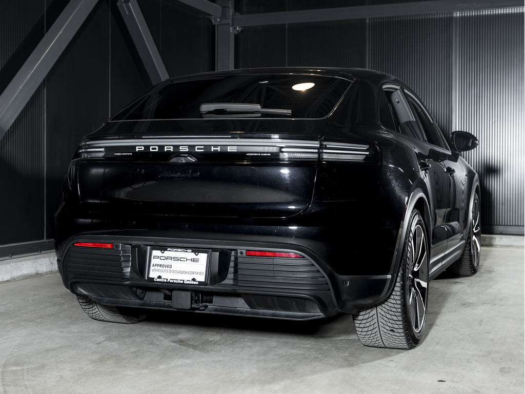 2025 Porsche Macan