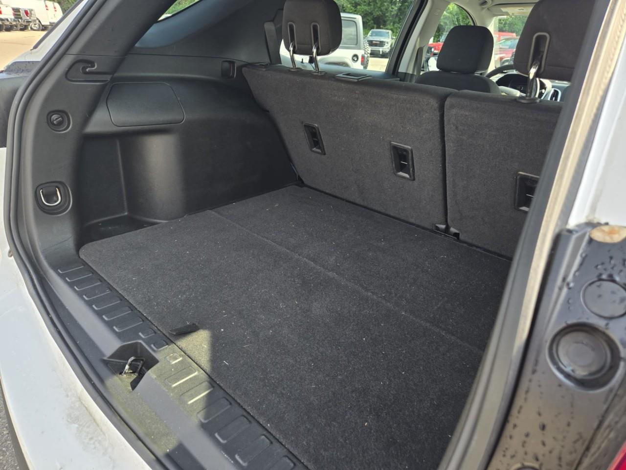 used 2020 Chevrolet Equinox car, priced at $18,995