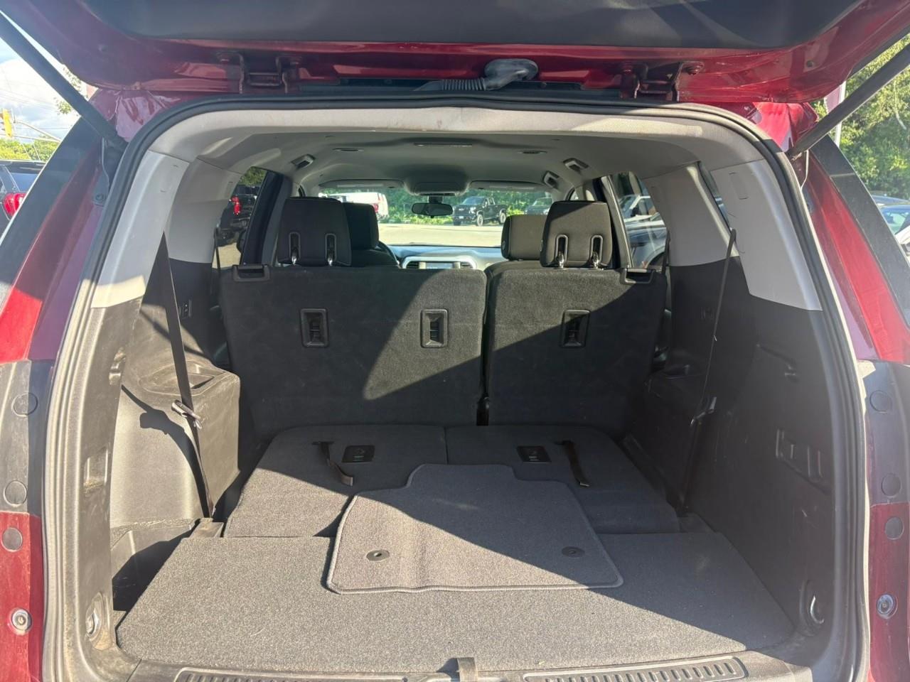 used 2018 GMC Acadia car, priced at $19,995