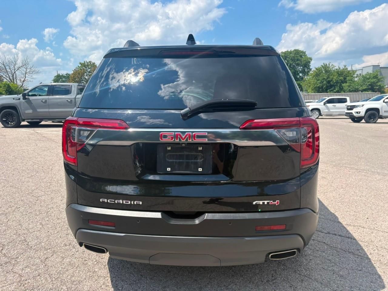 used 2023 GMC Acadia car, priced at $40,899
