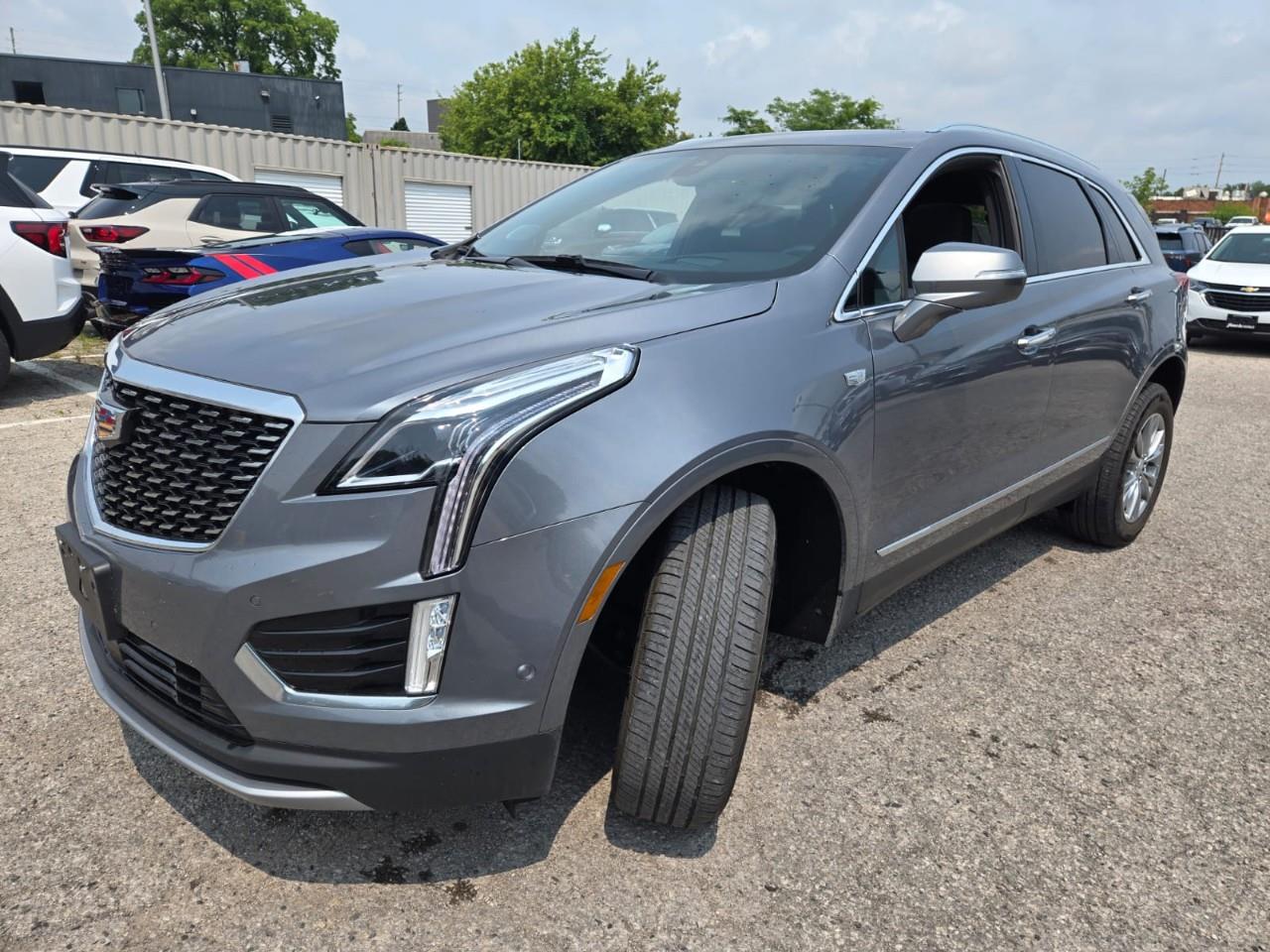 used 2022 Cadillac XT5 car, priced at $38,889