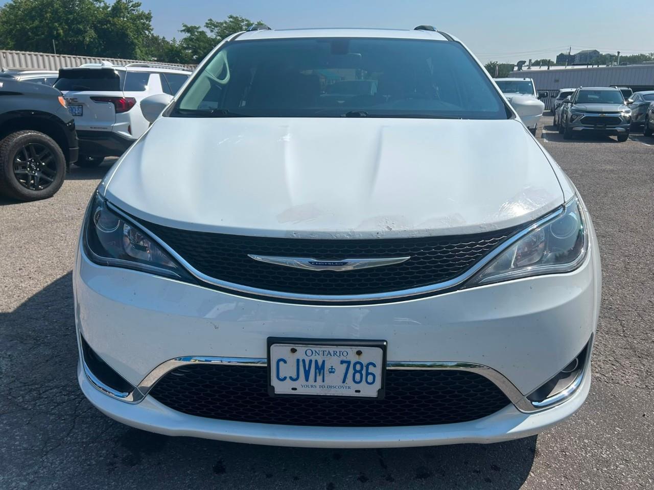 used 2018 Chrysler Pacifica car, priced at $8,995
