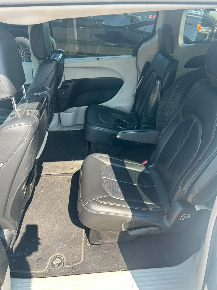 used 2018 Chrysler Pacifica car, priced at $8,995
