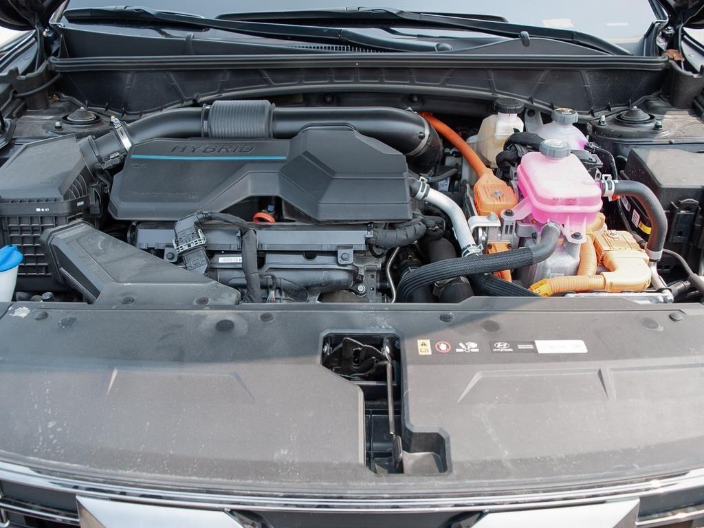 used 2025 Hyundai Tucson Hybrid car, priced at $50,563