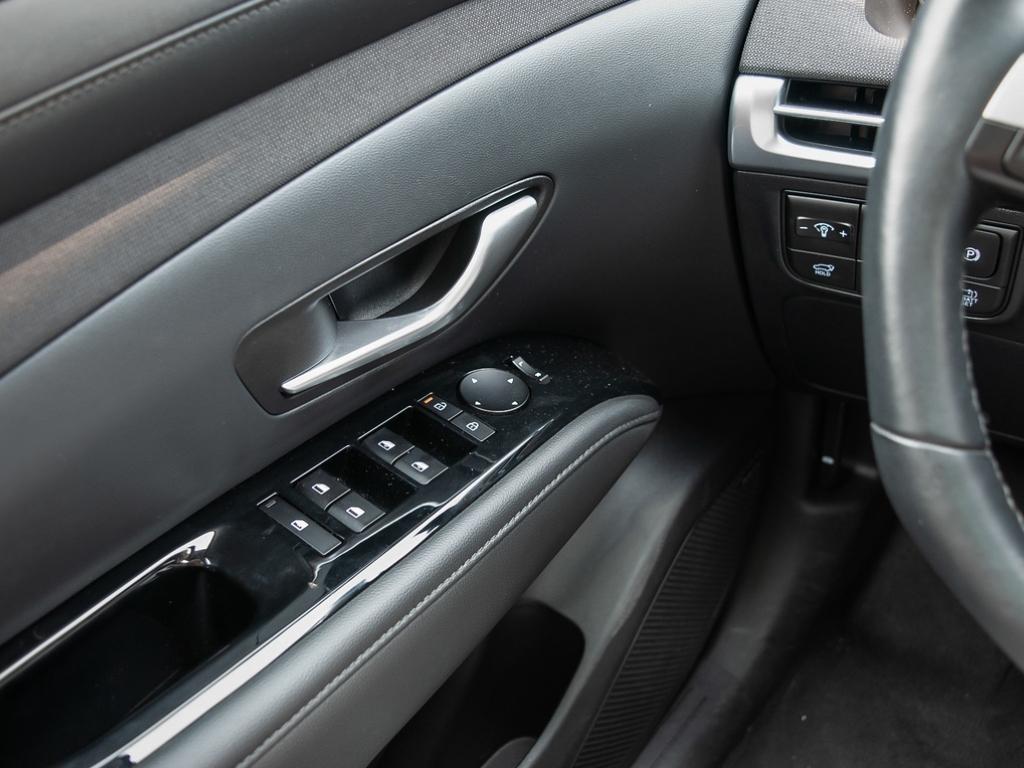 used 2025 Hyundai Tucson Hybrid car, priced at $50,563