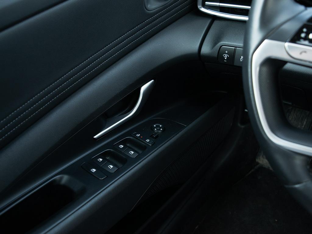 used 2025 Hyundai Elantra car, priced at $28,319