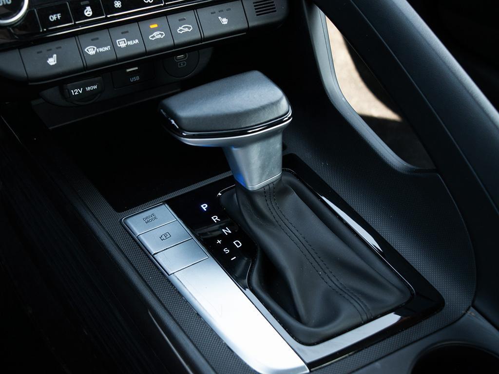 used 2025 Hyundai Elantra car, priced at $28,319