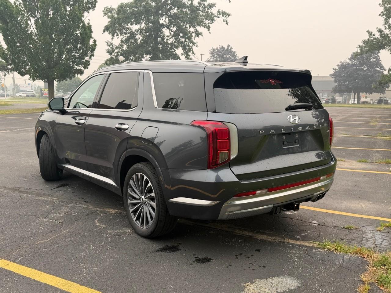 used 2024 Hyundai Palisade car, priced at $46,597