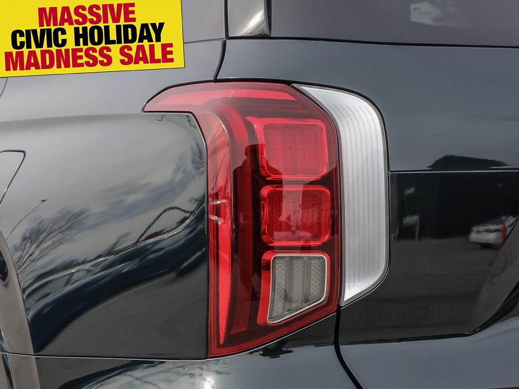 used 2024 Hyundai Palisade car, priced at $52,097