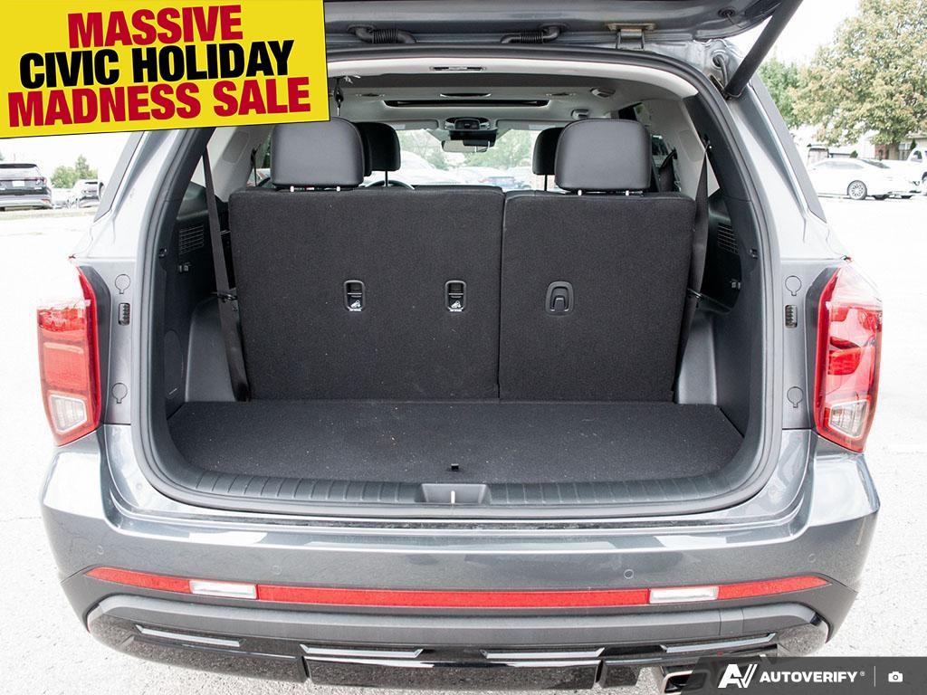 used 2023 Hyundai Palisade car, priced at $42,597