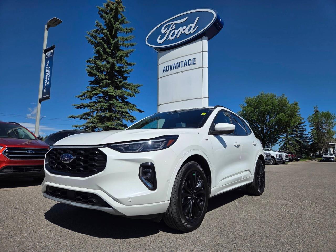 White 2023 Ford Escape Hybrid SUV / Crossover All-Wheel Drive 8-Speed Automatic