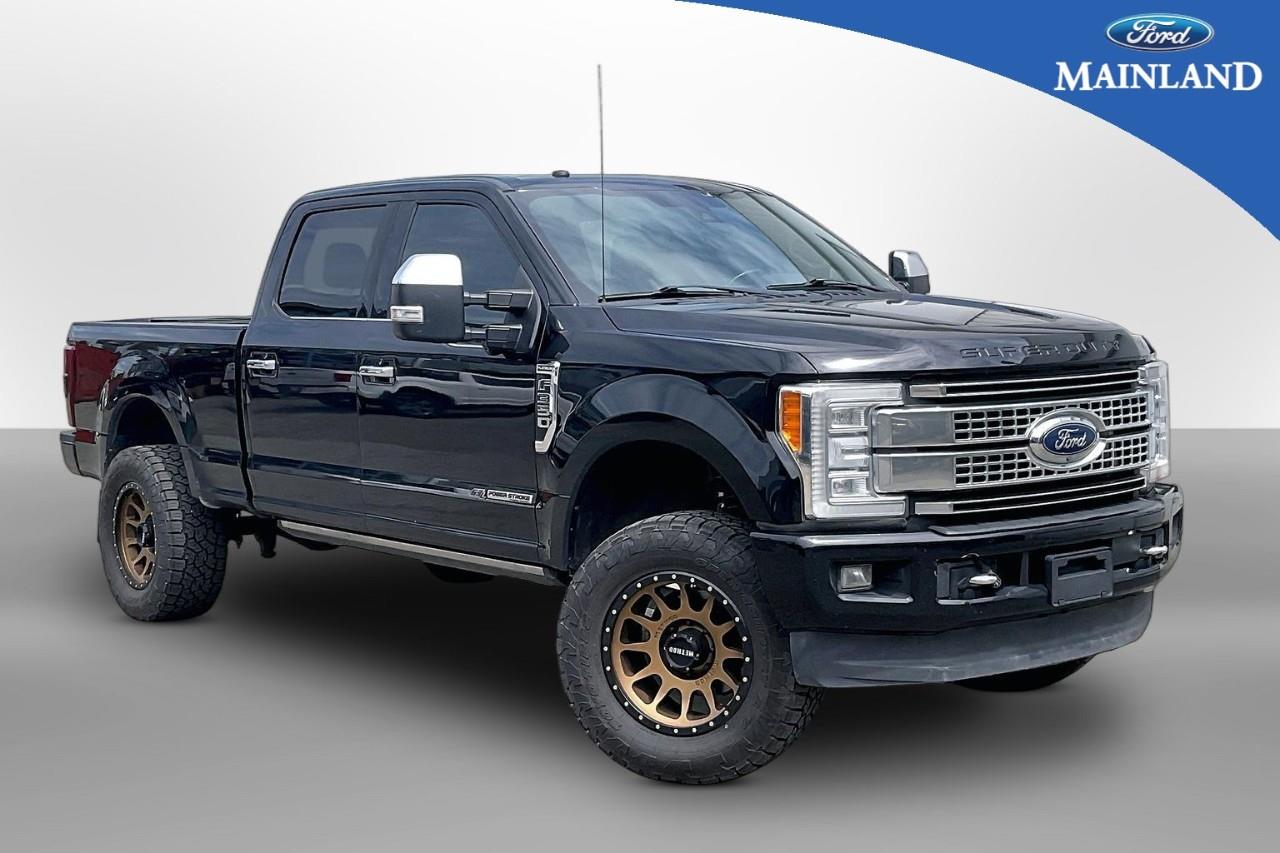 2018 Ford F-350 Super Duty Platinum Crew Cab 4WD