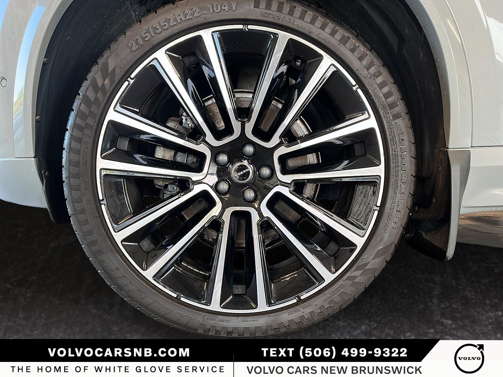 2026 Volvo XC90 B6 Ultra Bright Theme 6-Seater
