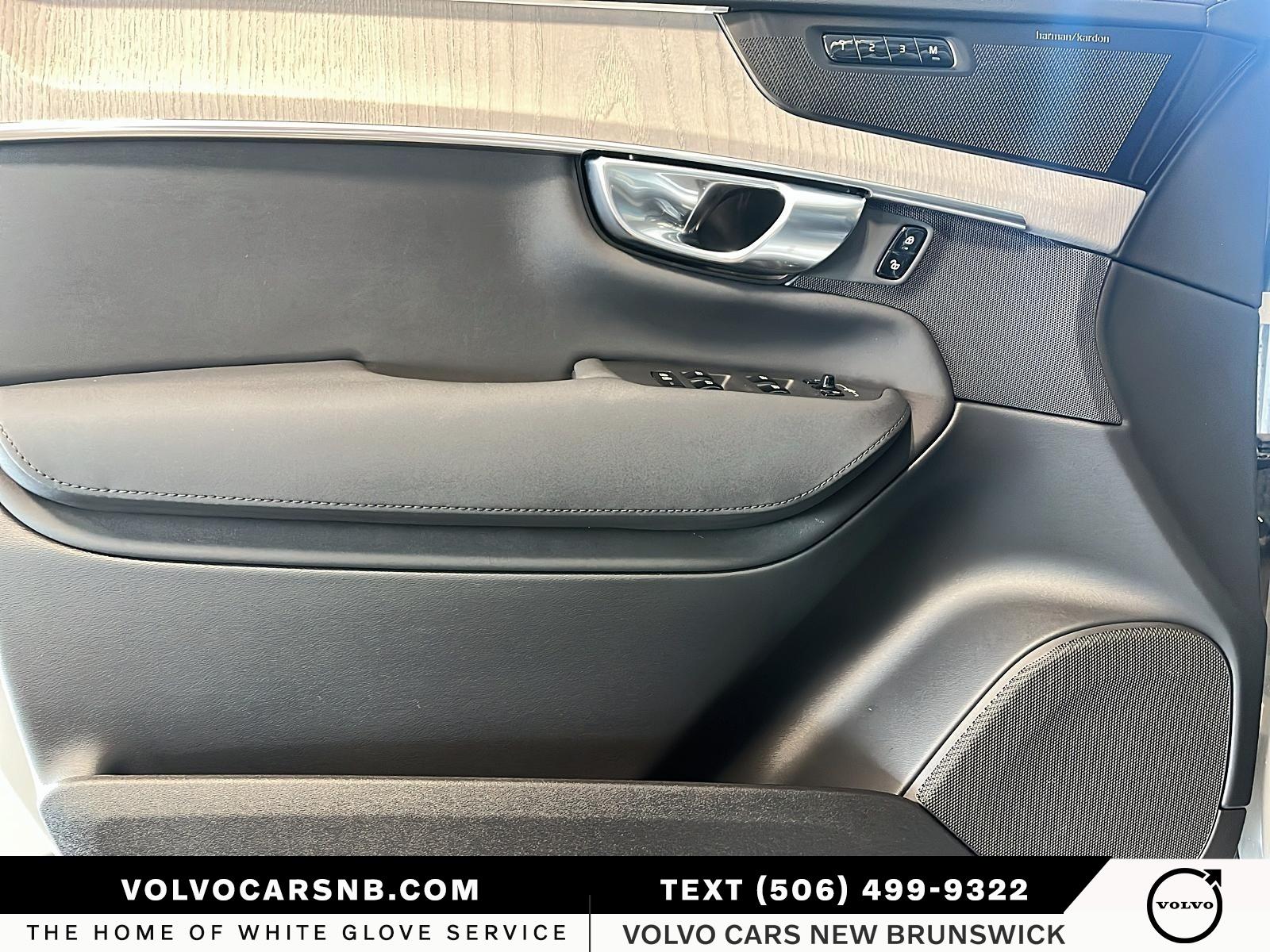 2026 Volvo XC90 B6 Ultra Bright Theme 6-Seater