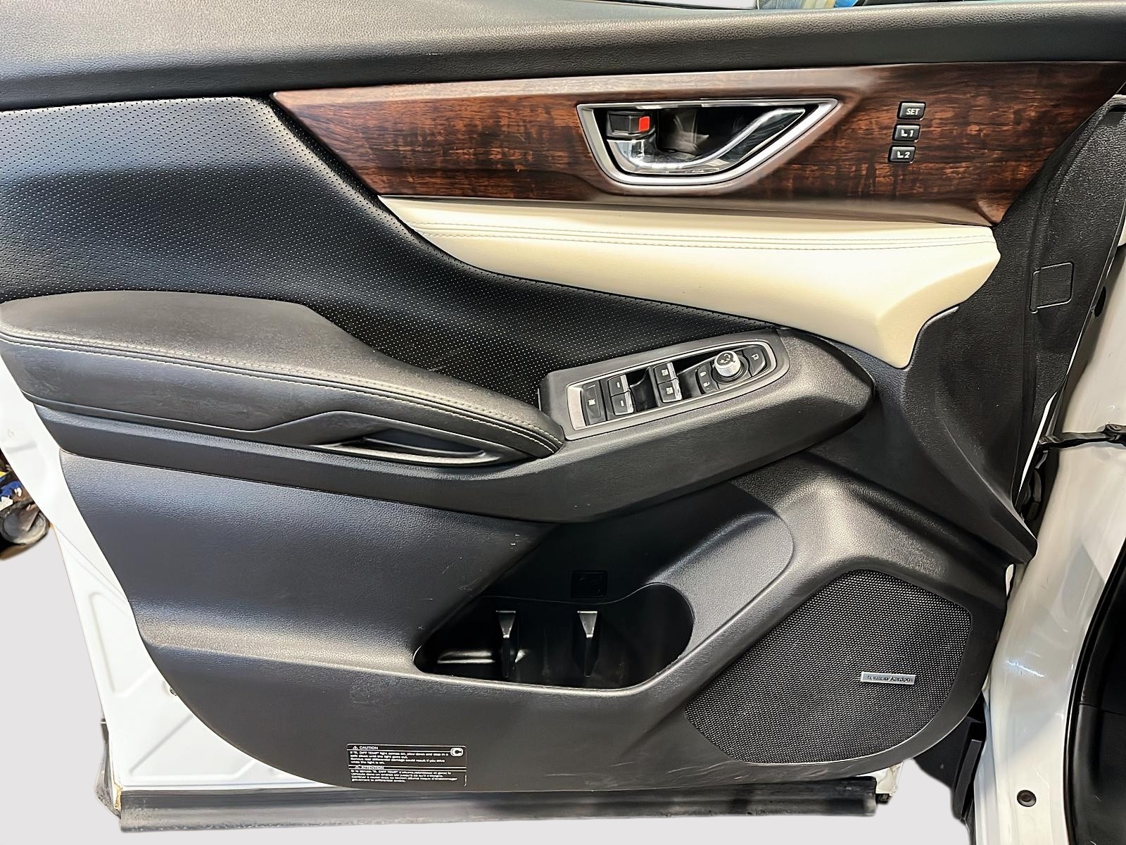 2021 Subaru Ascent Premier w/Black Leather