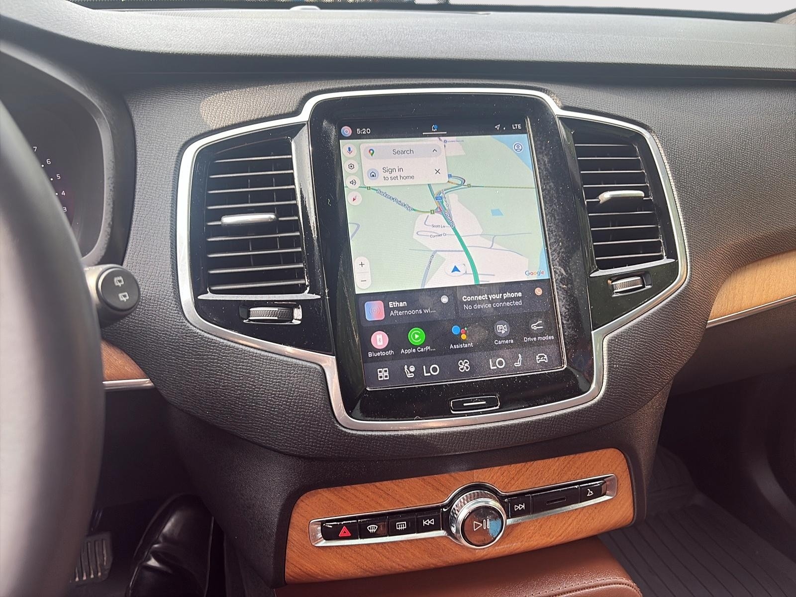 2023 Volvo XC90 B6 Plus Bright Theme