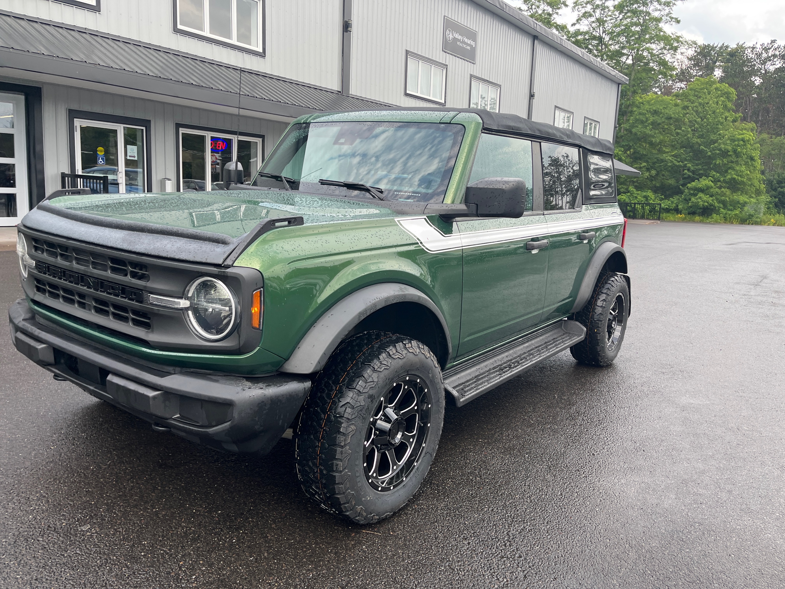 Dark Green 2022 Ford Bronco SUV / Crossover Four-Wheel Drive Automatic