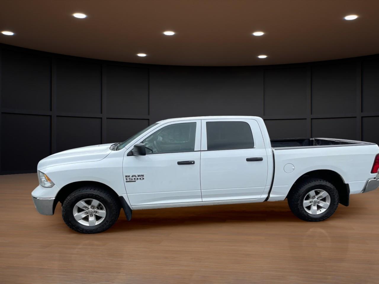 White 2022 RAM 1500 Pickup Truck Four-Wheel Drive 8-Speed Automatic