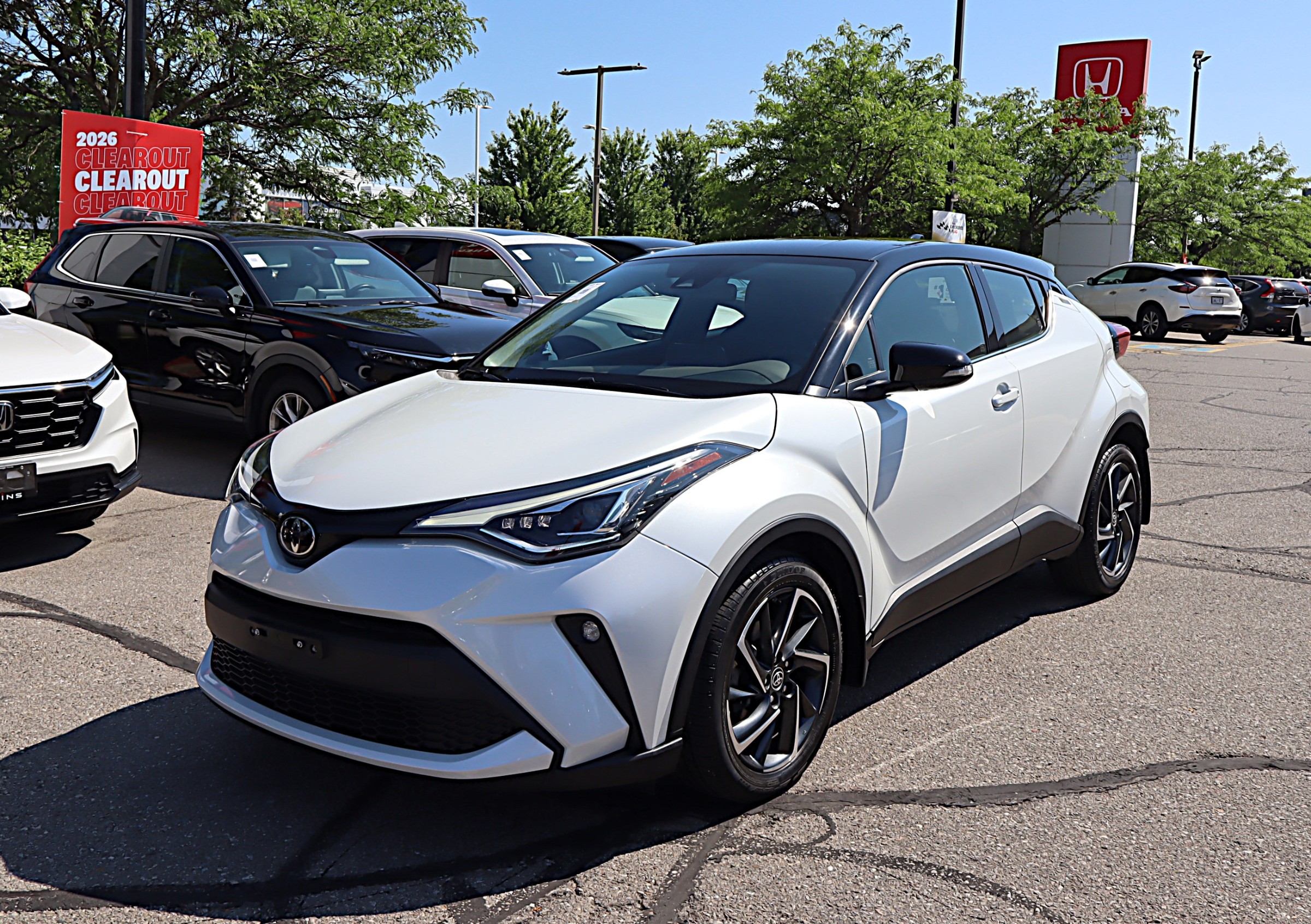 2022 Toyota C-HR Limited FWD