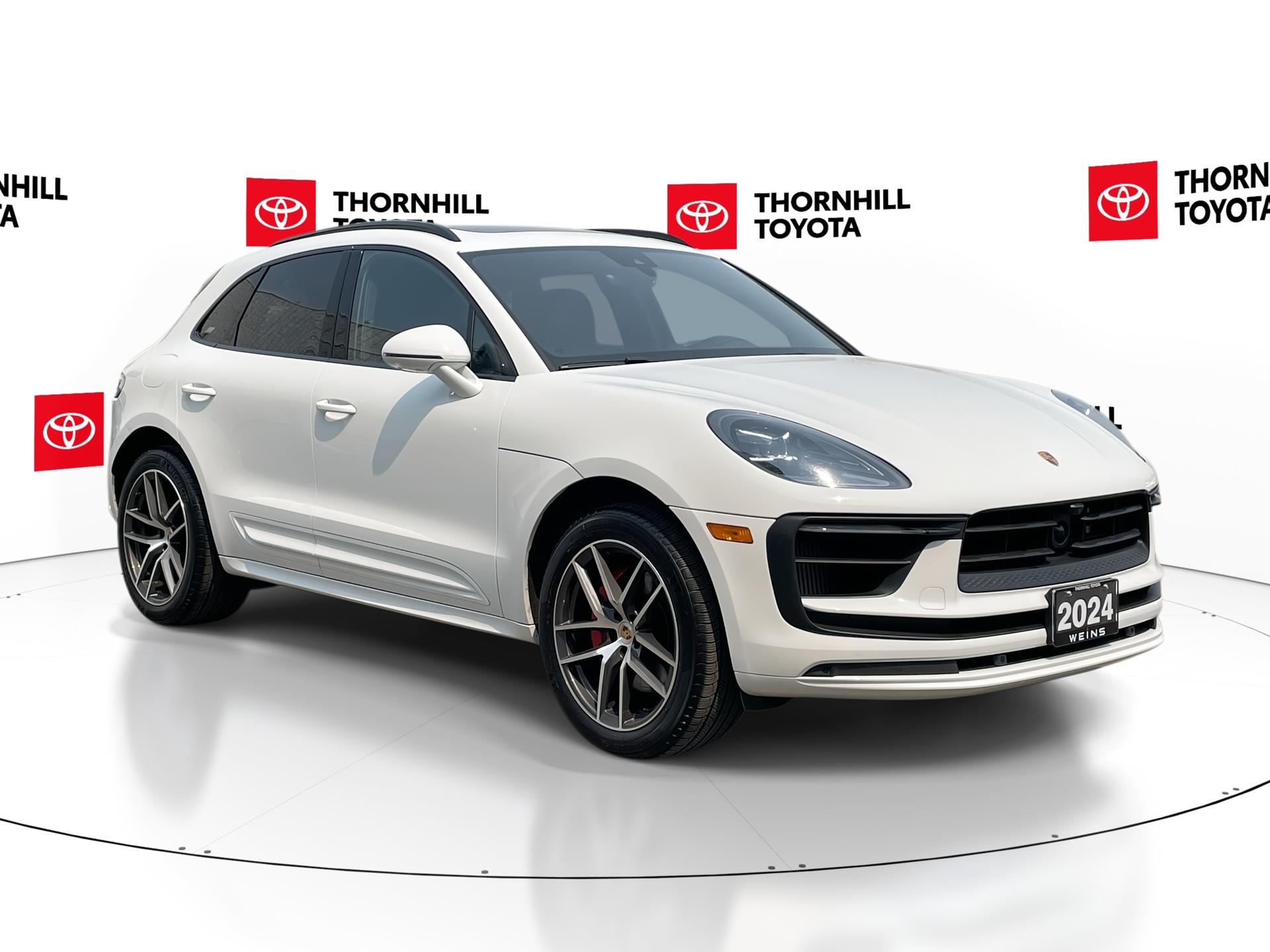 White 2024 Porsche Macan SUV / Crossover All-Wheel Drive 7-Speed Automatic