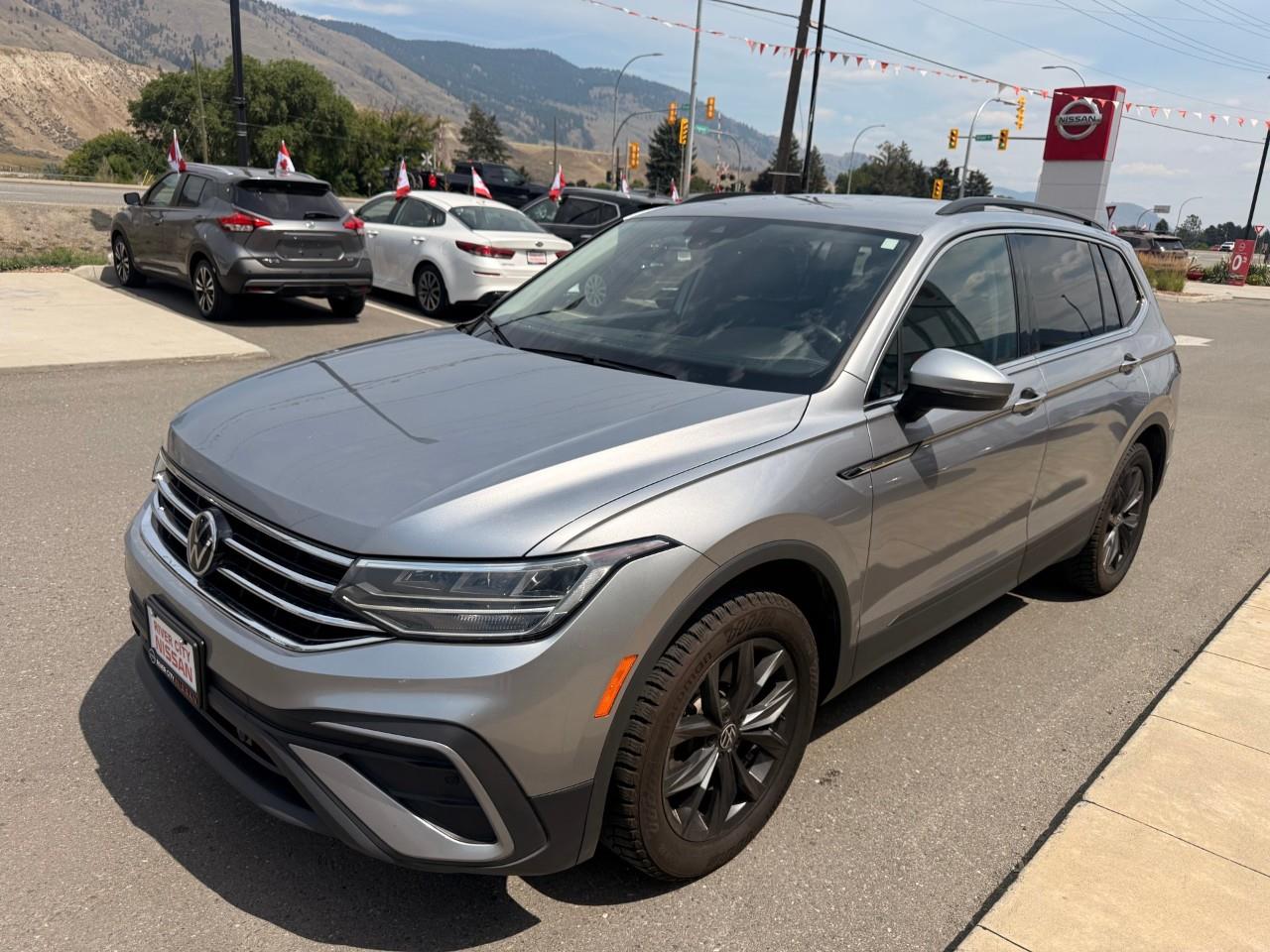 Silver 2024 Volkswagen Tiguan SUV / Crossover 8-Speed Automatic